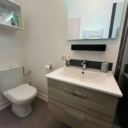 Cosy Au Coeur Des Chartrons Et Des Quais Apartamento *