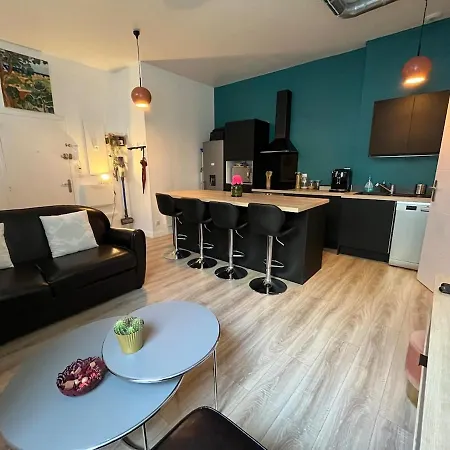 Cosy Au Coeur Des Chartrons Et Des Quais Apartment *