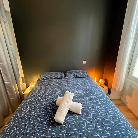 Cosy Au Coeur Des Chartrons Et Des Quais Apartment *